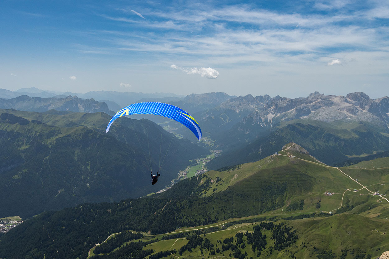 5 Habits of Paragliding Pros | Fly Cape Town Paragliding | Nike pants for  women, Sport outfit men, Sport wear